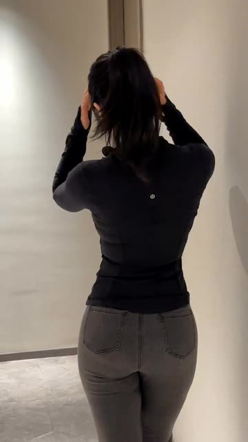 詹詹0220微密圈白色珍珠主题自拍故事感受白色的纯净与性感，詹妮的珍珠主题自拍作品全集