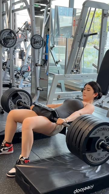 抖音詹詹(詹妮)微密圈最新VIP收费资源合集全新视觉体验,解析詹妮的最新VIP付费作品