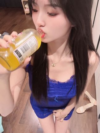 梅美超甜的评论8天没吃饭饿出马甲线,网友点赞热议不停