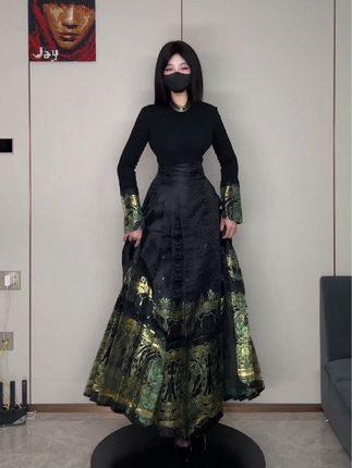 牛排女士阿尔卑香小狗子的魅力之谜，抖音红人背后的故事