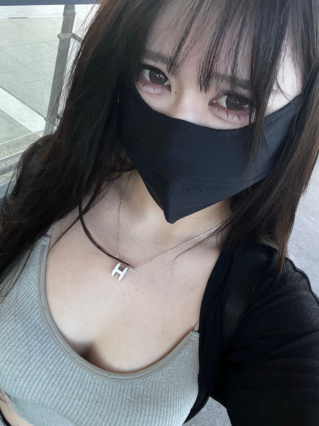 Tina很妖孽呀 职业装秘书#秘书#黑丝搭配#御姐,御姐风写真