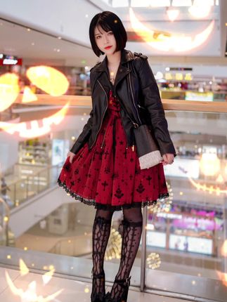 【半半子】超详细蒂法妆面来啦!又拿CG来骗我?蒂法cos妆面技巧分享