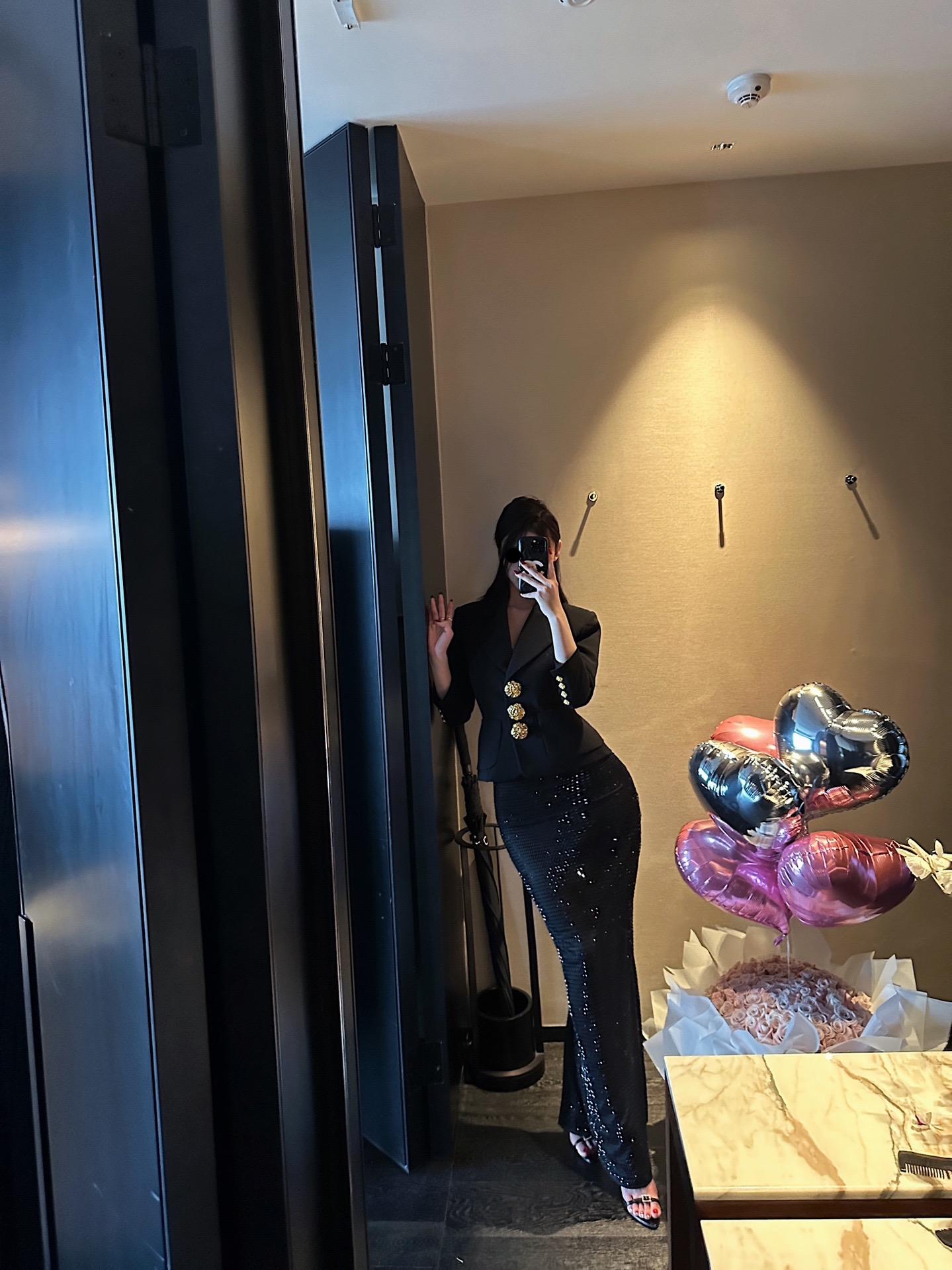 脸红Dearie照片合集下载，微密圈里的她究竟有多美？