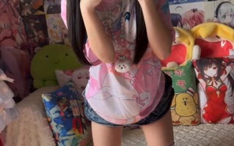 著名coser Nyako喵化身性感的“奶牛美人”性感美丽风情万种，奶牛美人cos高清写真