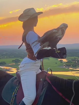 MIYA米娅是谁？她的真实身份揭晓