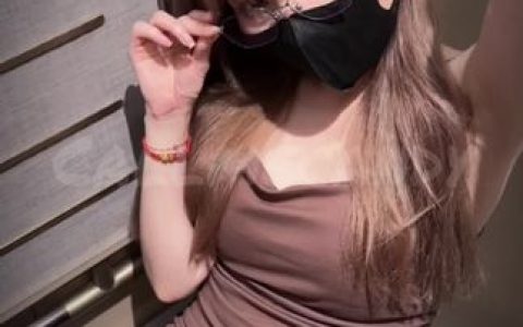 Callmecandy油亮肉丝与美腿作品，双重美感的极致享受