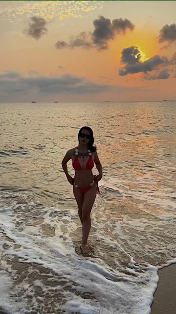 国产张老师微博推特网红女神张贺玉，从网络到现实的完美转换