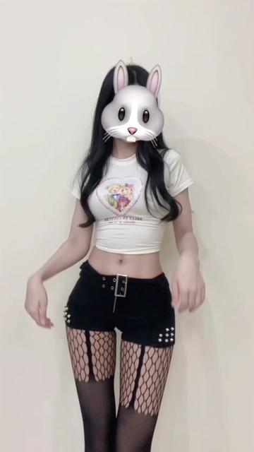 脸红Dearie微密圈WEME作品,路虎风采与宜家拍摄全解析