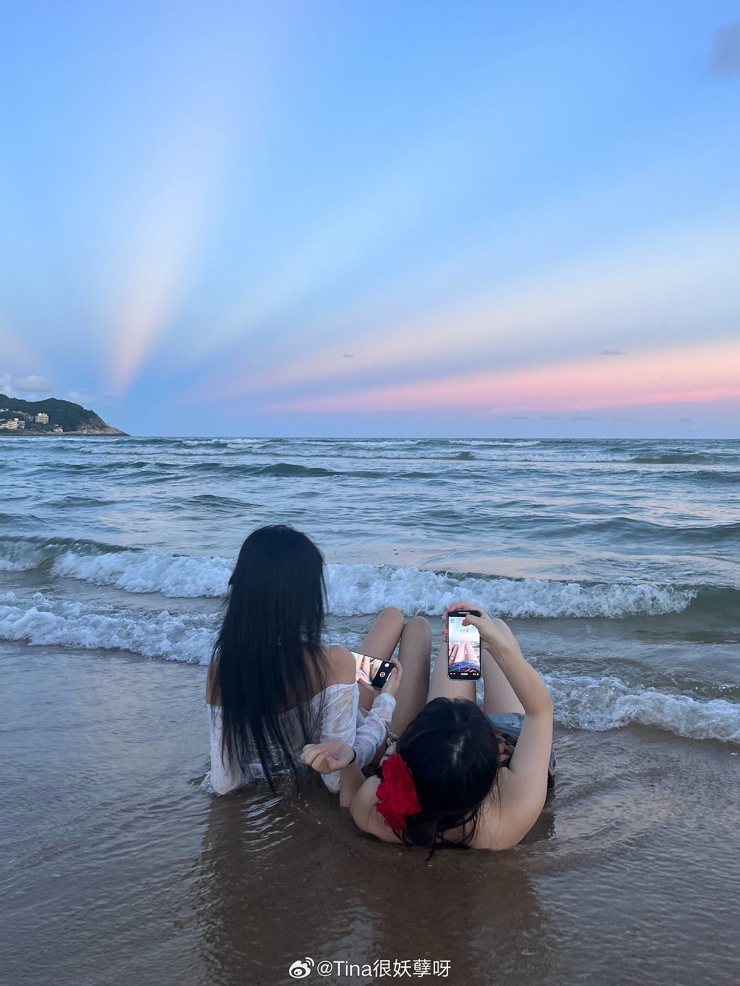 Tina很妖孽呀变身白色护士妹妹白衣天使来了，白衣天使cosplay