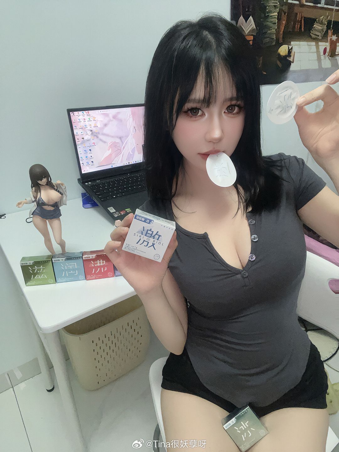 Tina很妖孽呀变身白色护士妹妹白衣天使来了，白衣天使cosplay