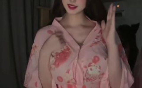 如何看待桃桃sama的微密圈资源？深度解析她的网红之路与粉丝喜爱