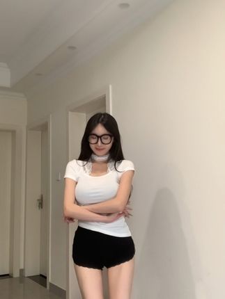 智桃Lucky微密圈资源全集，抖音网红智桃的独特魅力大放送