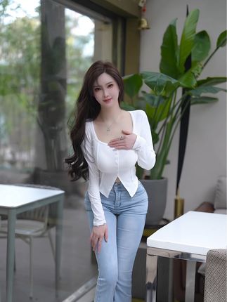 大胸美女模特周妍希个性艺术照全集,个人写真集