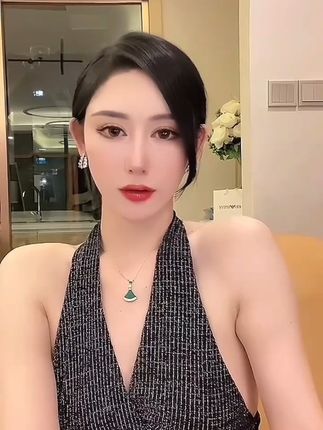 不爱笑的赛琳维密照片欣赏,高清美照全网首发