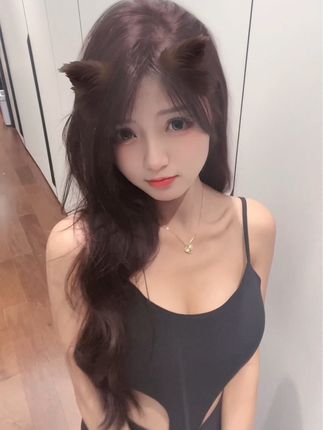 梅美超甜与微密圈粉丝互动,她的每一条动态都引爆全网