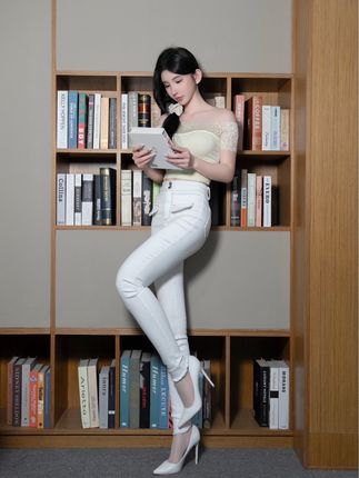 周于希个人图片合集,私人定制全部写真作品