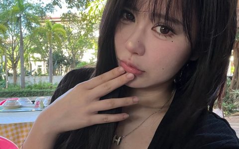 Tina很妖孽呀职业装&校园风#美女写真，校园风cosplay