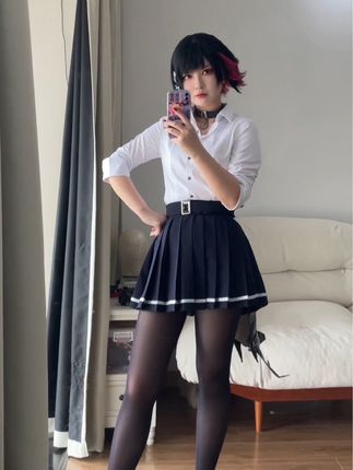 半半子_競泳水着を着た彼女cos作品，競泳水着cos高清正片