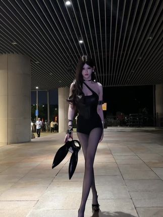 欣赏无欲无求的推土君微密圈作品，感受美的魅力