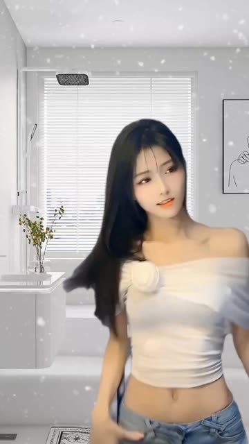 梅美超甜微博背后的故事,走进她的世界,感受真实与虚拟的交汇