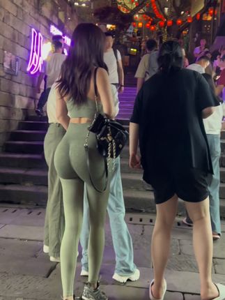 猪小七红色战衣事件背后的真相，微密圈女神猪小七的故事