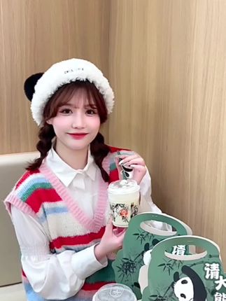 草莓粥粥B站舰长COS作品全集下载，她的精彩瞬间你都看过了吗？