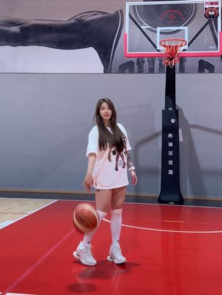 宋昱欣hitomi维密圈照片资源你值得拥有！宋昱欣维密圈作品赏析魅力无限