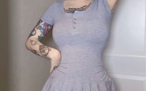 卡通百科老王的最新图集，领略她的独特风采