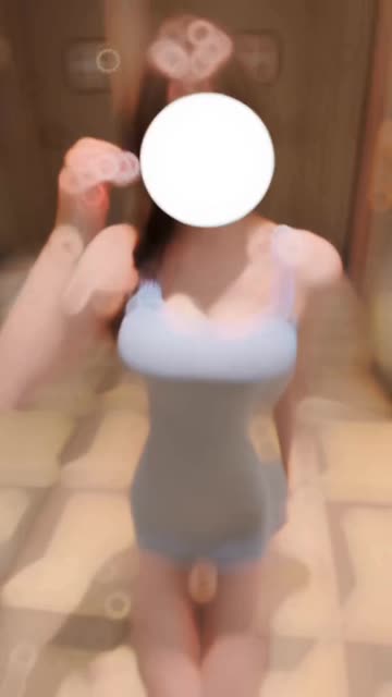 完整整理清纯乔的微密圈合集,包含给乔买裙子的全网资源