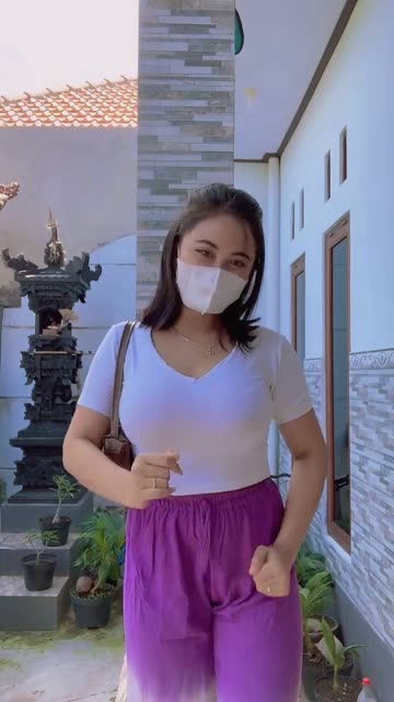 网红猪饲料黑历史回顾,微密圈里的付费视频资源曝光