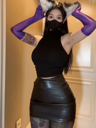 卡通百科老王时尚达人风采,身材与幻想完美结合的写真美图