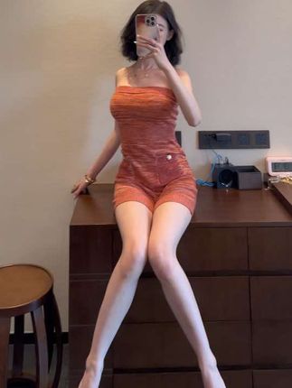 探索黎允熙babyweme圈的时尚魅力，黎允熙baby相关平台账号揭秘