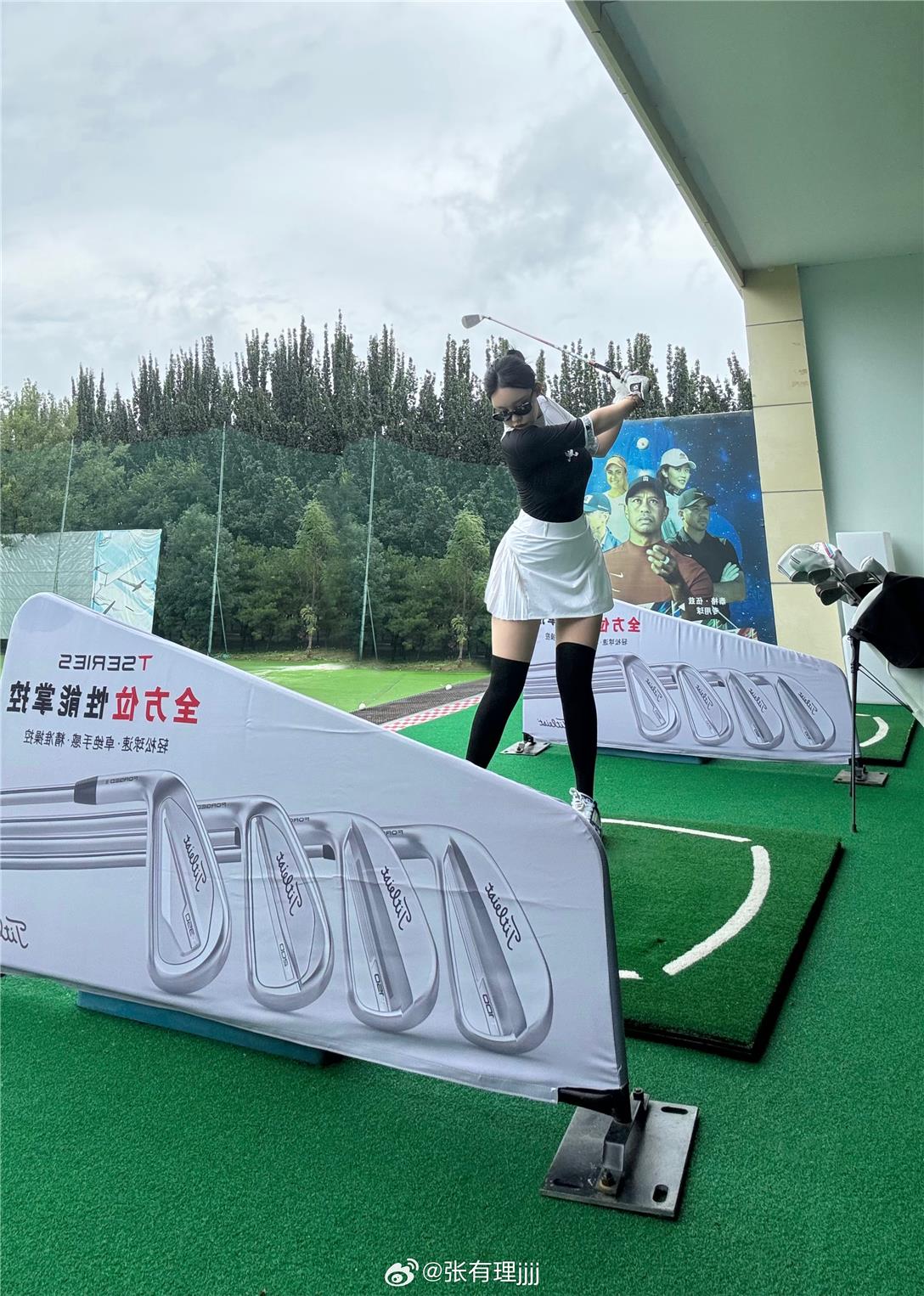 抖音张鑫baby微密圈免费图片，微胖身材引发全网关注