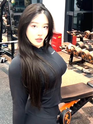 宋昱欣视频真的假的?揭开健身网红宋昱欣视频的真相