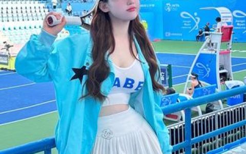 草莓粥粥十万口专属定制视频资源，万元定制内容真有那么高？