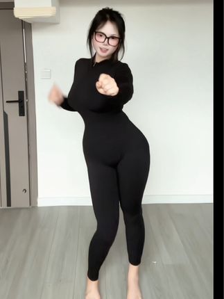 抖音网红可爱的肉巴是谁？微胖娇妻的逆袭之路