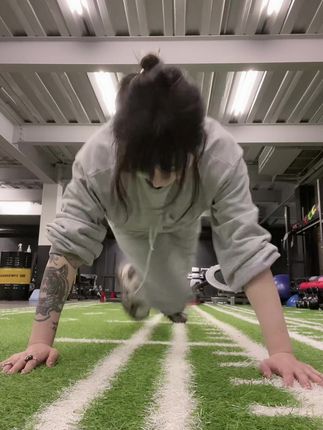 宋昱欣微密美图赏析，健身与美的完美结合宋昱欣