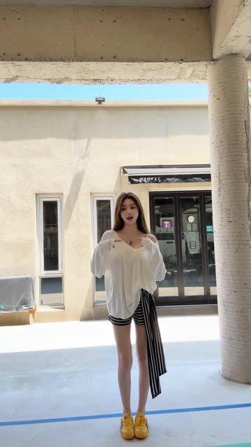 洛幽幽温婉气质,网红主播的独特魅力