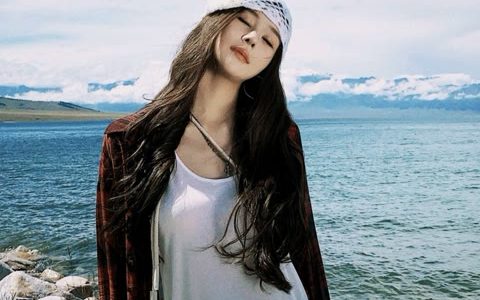 高颜值气质女神洛幽幽（毒药）最新直播秀，热门推荐