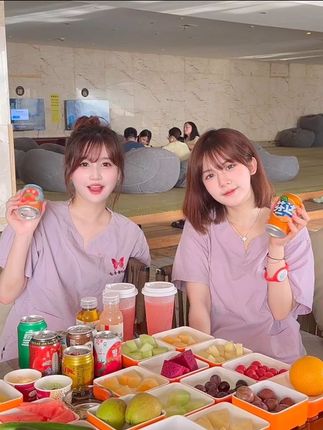 草莓粥粥B站舰长图集分享,她的经典COS作品究竟有多火?