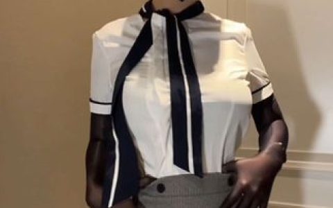 鲜花永远是平淡生活的温柔光，卡通百科老王感性分享与圈内生活