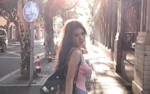 洛幽幽网红大秀，现场观众好评如潮