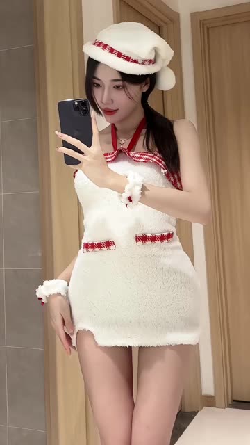 网红美了个滢素颜照曝光,微密圈粉丝热议