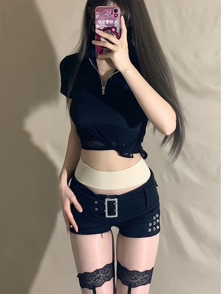 徐绾绾yyyy黑丝套装魅力赏析,微密圈全套作品合集