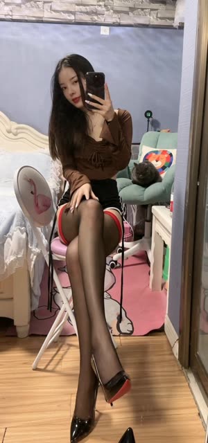 张鑫baby牛奶套装写真引热议,微密圈高清图集精彩呈现