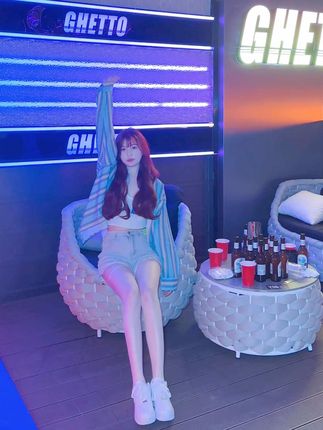 十万口草莓粥粥丨个人资料介绍,她的魅力为何如此难挡?