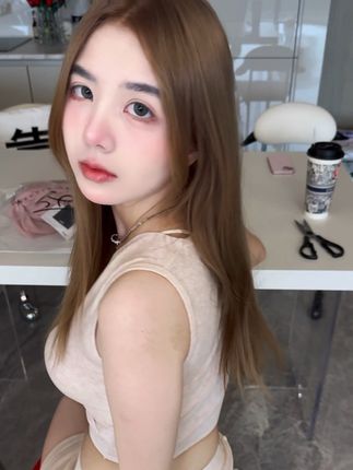 八酱微密圈30万粉丝，表情确实到位，她的微密圈作品为何如此引人注目？