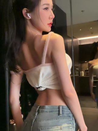 探索黎允熙babyweme圈的时尚魅力，黎允熙baby相关平台账号揭秘