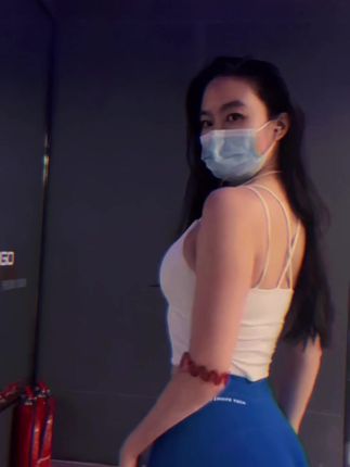 宝儿茹微密圈风采展现,感受美丽的力量