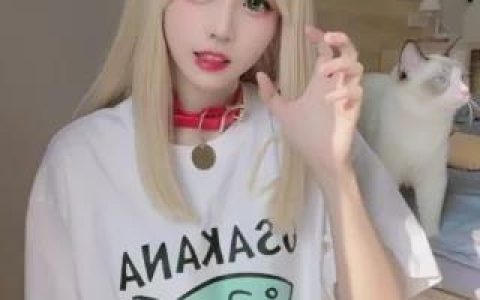 迷人丽质！是小逗逗护士服写真作品完美展示